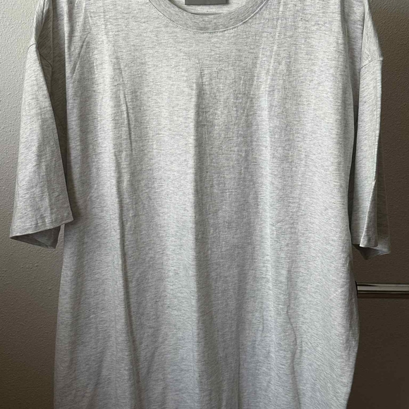 Men's Gray T-Shirt - Picture 1 of 2